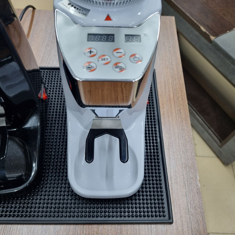 دستگاه آسیاب قهوه اتومات 021 اورجینال