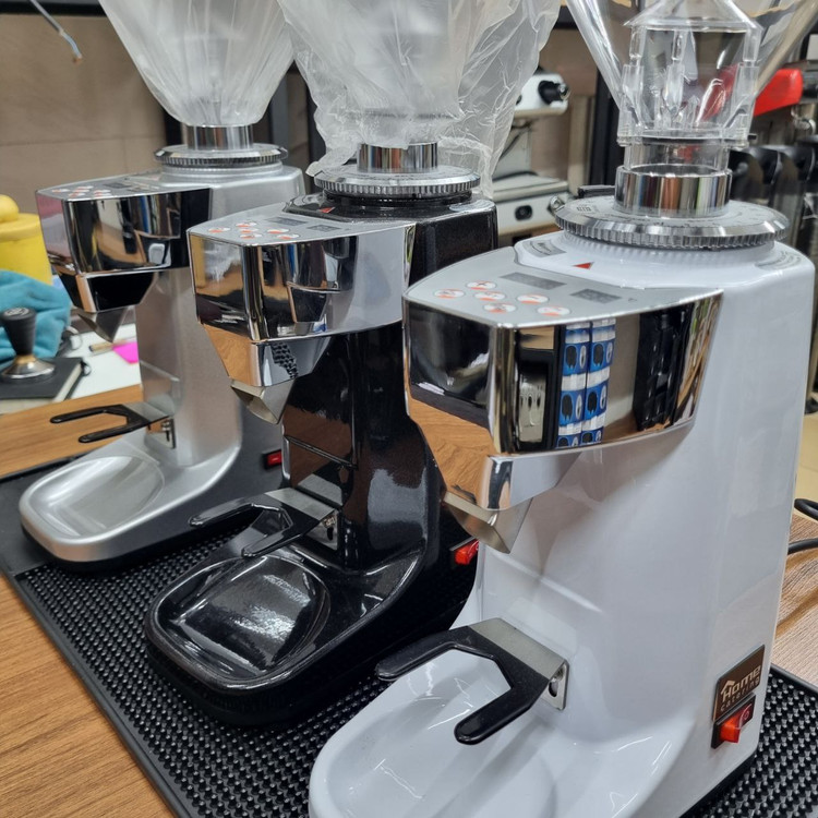 دستگاه آسیاب قهوه اتومات 021 اورجینال