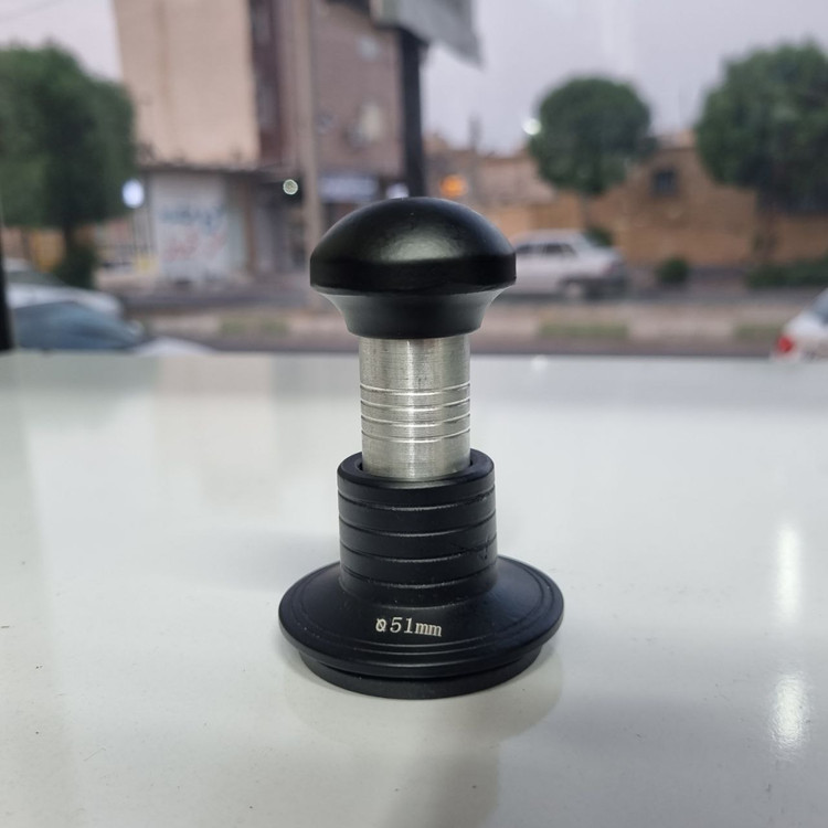 تمپر قهوه تکنیکال خانگی سایز ۵۱ میلیمتر با دیسک تنظیم عمق و پایه استیل ضدزنگ